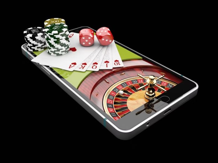 Gonzo's Quest cascading reel mechanic on winall casino mobile screen